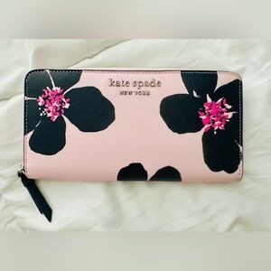Kate Spade NY Cameron Large Zip Around Grand Flora Wallet